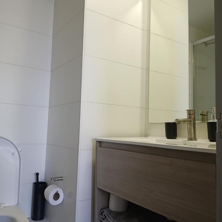 Apartamento Moderno Ideal Parejas Wi-Fi Rápido AC - One-Bedroom Apartment - 10