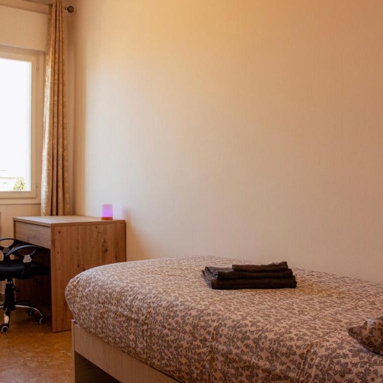 Venezia 15min Bus sotto WiFi A C - Appartamento con 2 Camere da Letto, Balcone e Terrazza - 19