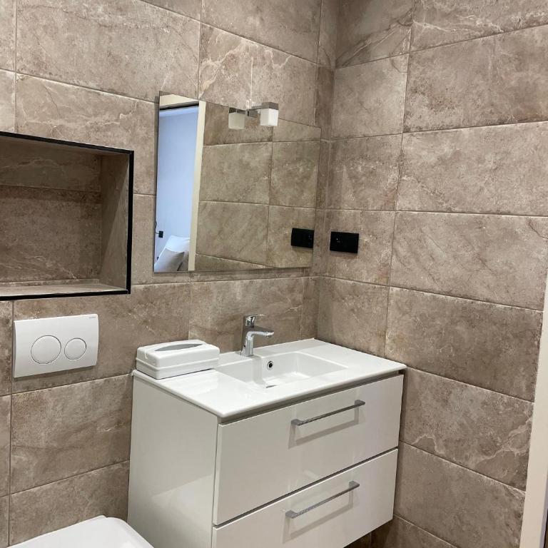 Les Chambres du Faubourg - Chambre Double avec Salle de Bains Privative - 2