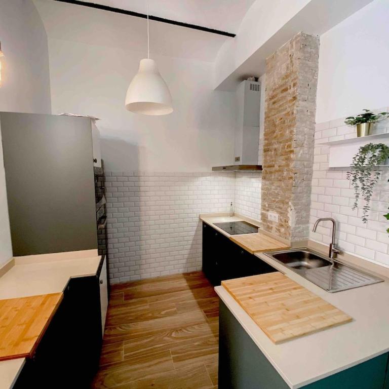 LA CaSita - Two-Bedroom Apartment - 48