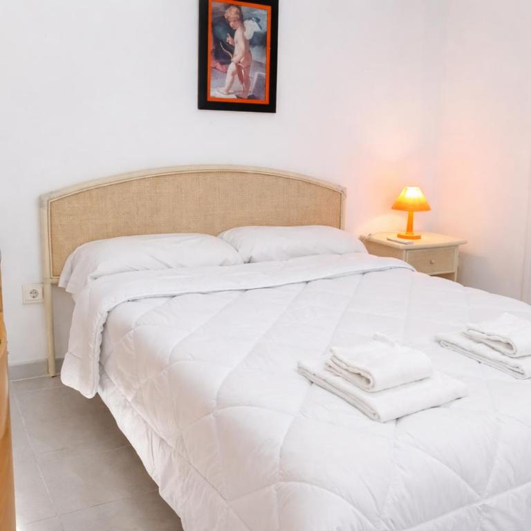 Apartamentos Larga 70 - Apartamento de 3 dormitorios con balcón - 2