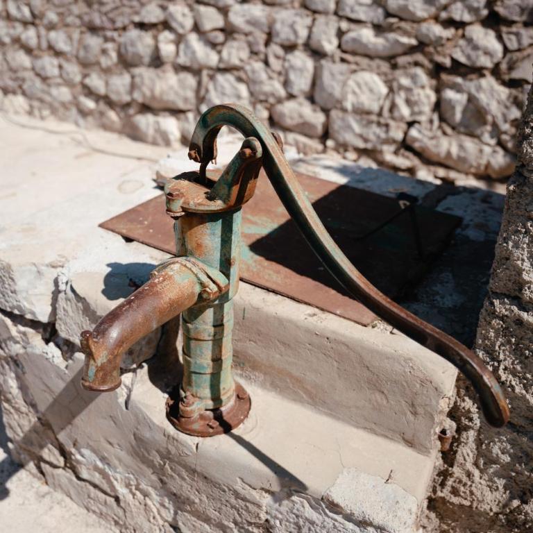 Sunset Stone Retreat - Three-Bedroom Villa - 34