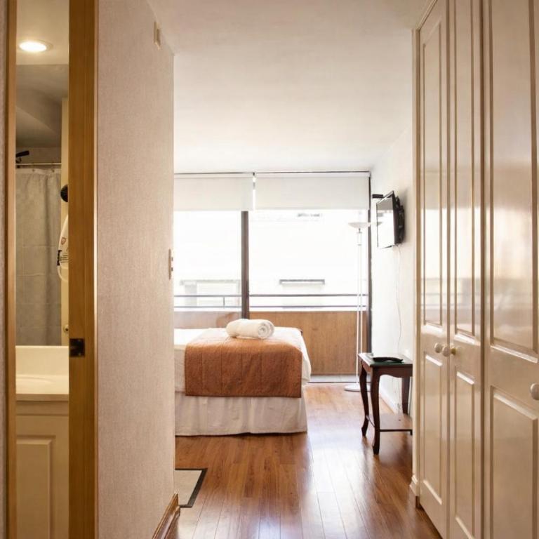 Apartamentos Costanera Centre - Studio with Balcony - 2