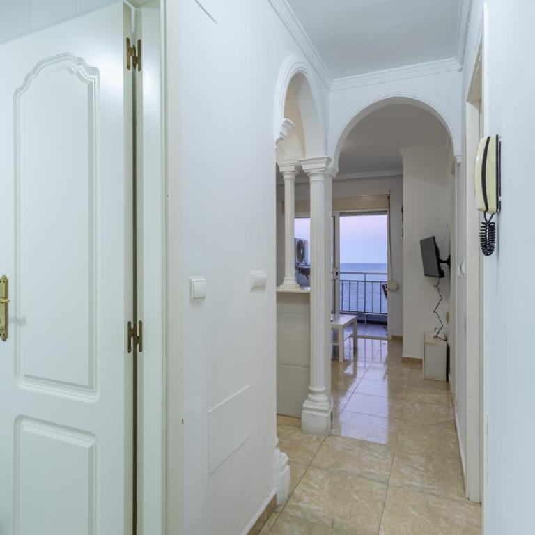 AA Guest - Sky Center BeachFront Sea Views Eco Apartment - Apartamento de 2 dormitorios - 12