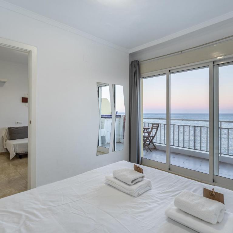 AA Guest - Sky Center BeachFront Sea Views Eco Apartment - Apartamento de 2 dormitorios - 7