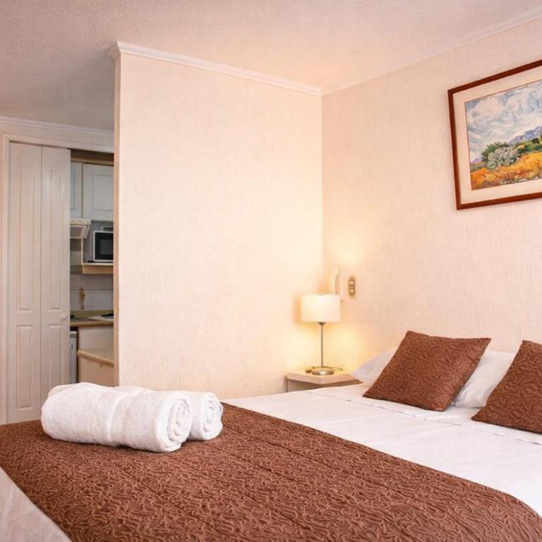 Apartamentos Costanera Centre - Studio with Balcony - 3