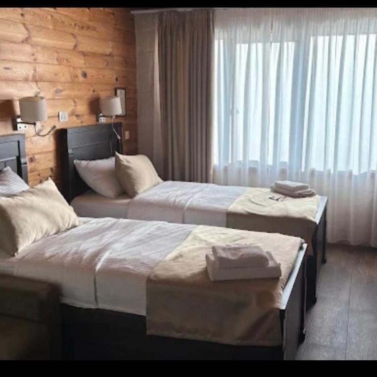 Hotel Enigma - Twin Room - 1