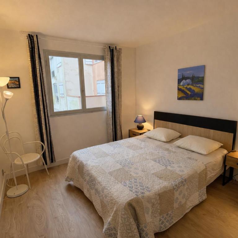 Grand F2 40 m2 Centre Port, Loggia 5m2, Vue jardin, Belle Terrasse, Parking privé - Apartment mit 1 Schlafzimmer - 4