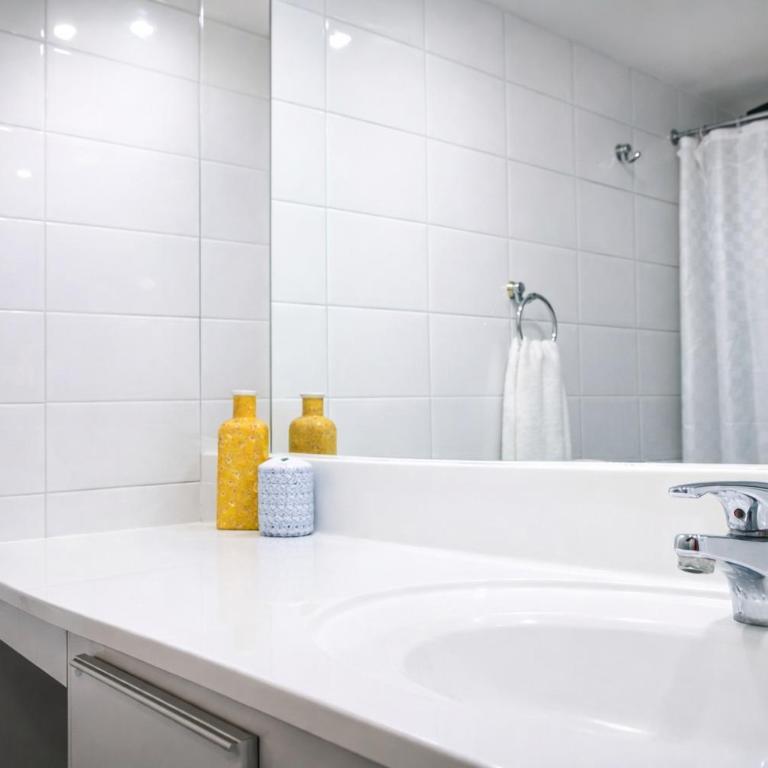 Apartamentos Costanera Centre - Studio with Balcony - 6