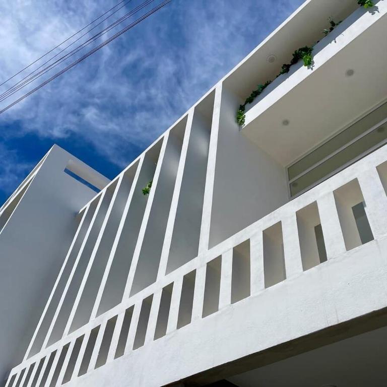 Perfect for couples Loft 5 minutes from the beach - Apartment - 6