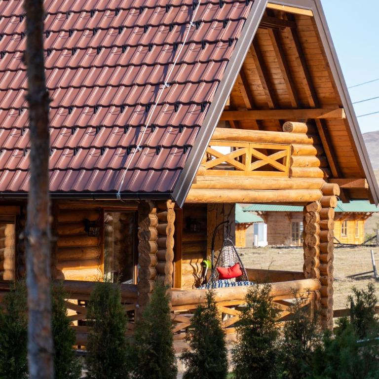 Aurum Cabins - Two-Bedroom Chalet - 13