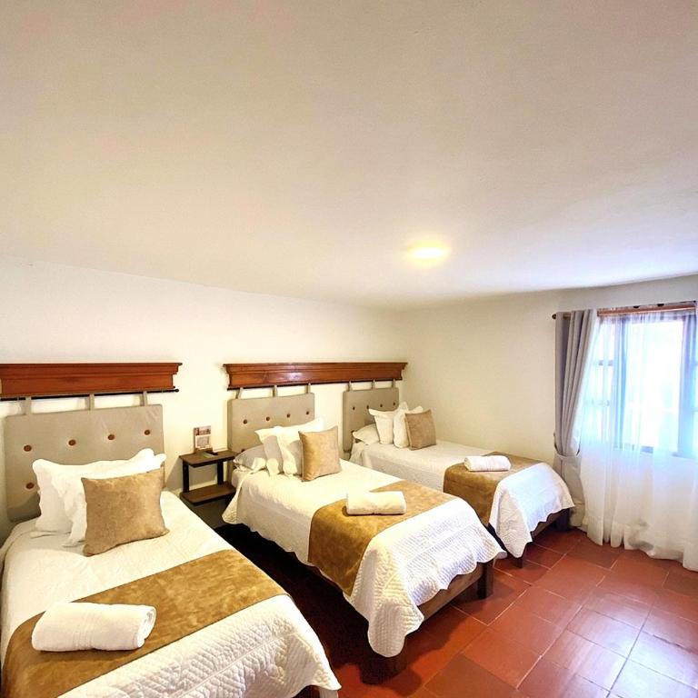 Hotel Calle Real de la Villa - Triple Room - 1