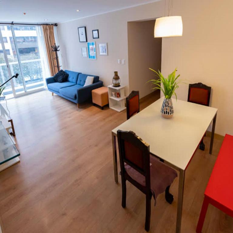 Luxe 2BR Pool & Gym in Miraflores - Apartment - 7