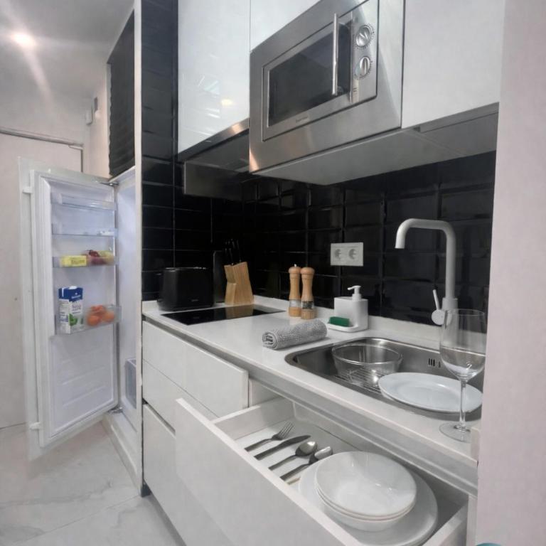 Niu Cala Font - Two-Bedroom Apartment - 22