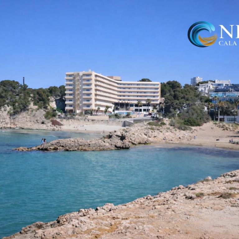 Niu Cala Font - Two-Bedroom Apartment - 1
