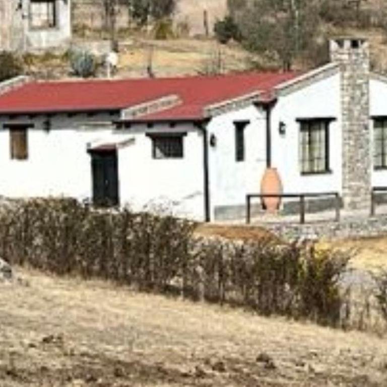 Casa - Four-Bedroom House - 1