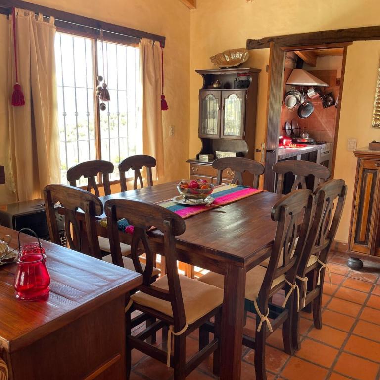 Casa - Four-Bedroom House - 8