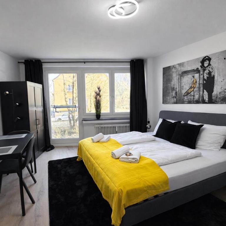 Black & Yellow Studio - Apartamento de 1 dormitorio - 1