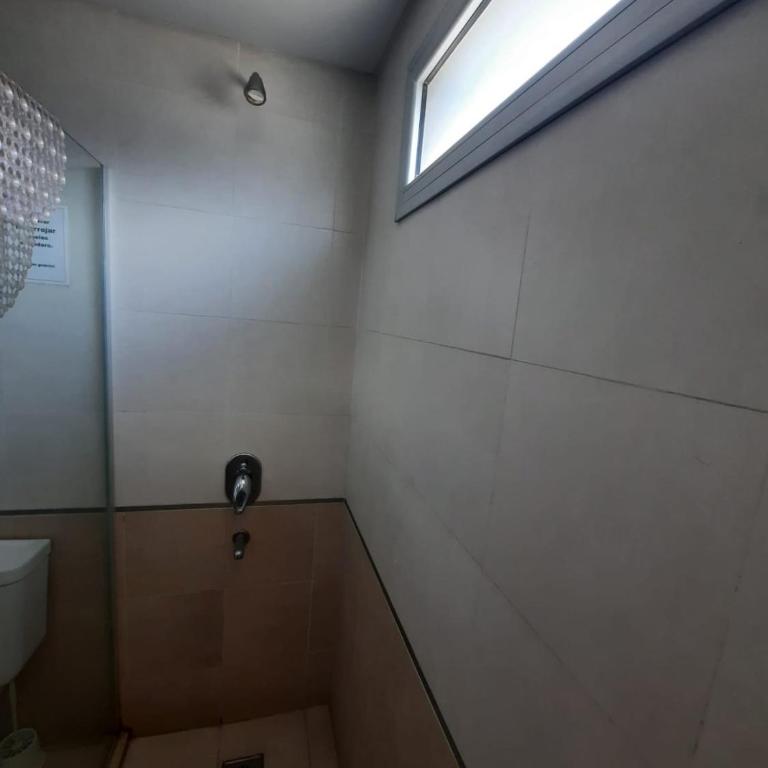 Dpto con Balcón y Cochera frente a Plaza Alvarado - Apartamento de 1 dormitorio - 12