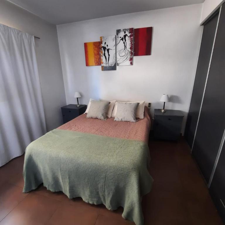Dpto con Balcón y Cochera frente a Plaza Alvarado - Apartamento de 1 dormitorio - 11