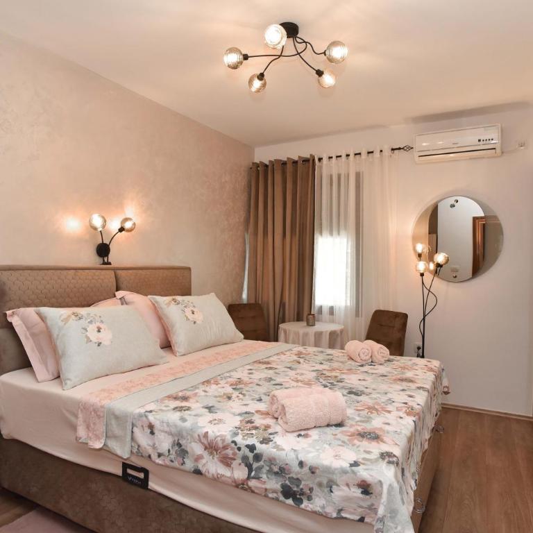 Vila Apartments Lidija - Double Room with Sea View - 1