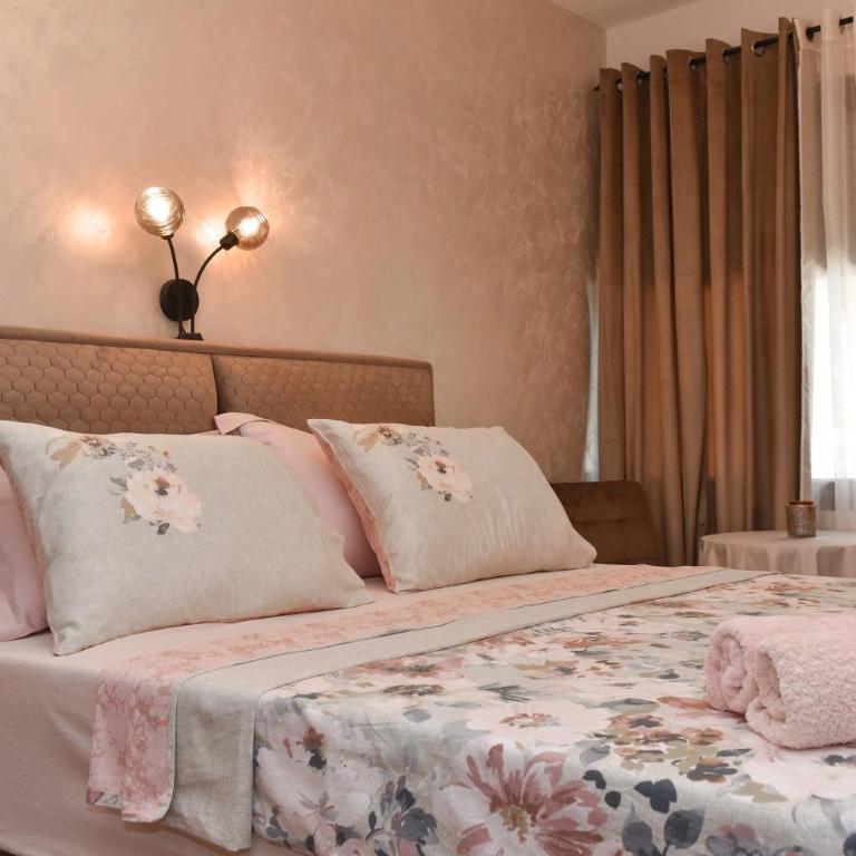 Vila Apartments Lidija - Double Room with Sea View - 14