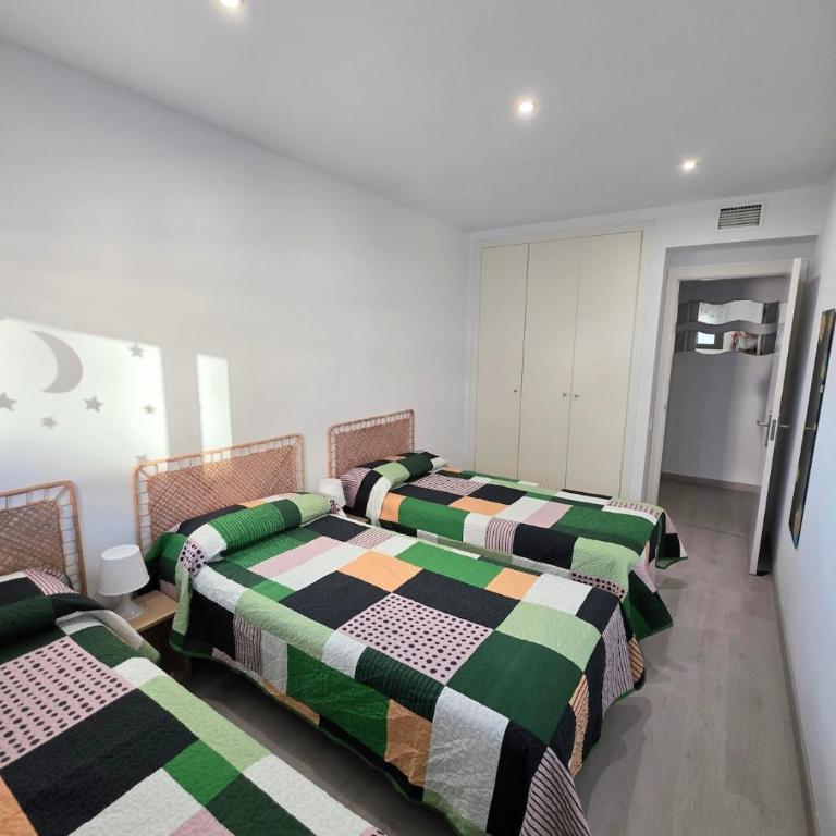 Cadizz Puerto Descanso terrace, pool, and parking - Apartamento de 1 dormitorio - 9
