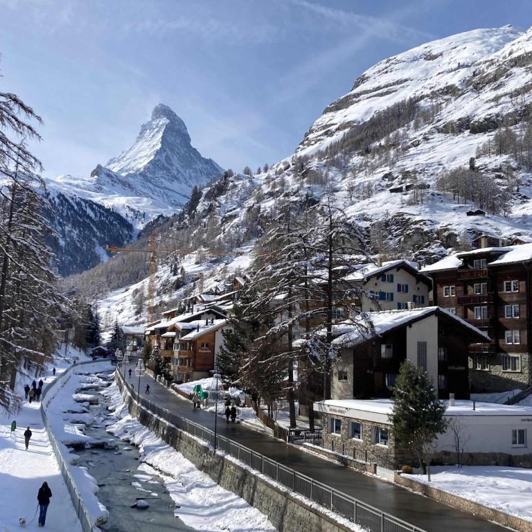 Studio Chalet with terrace & Matterhorn view - Apartment - 23