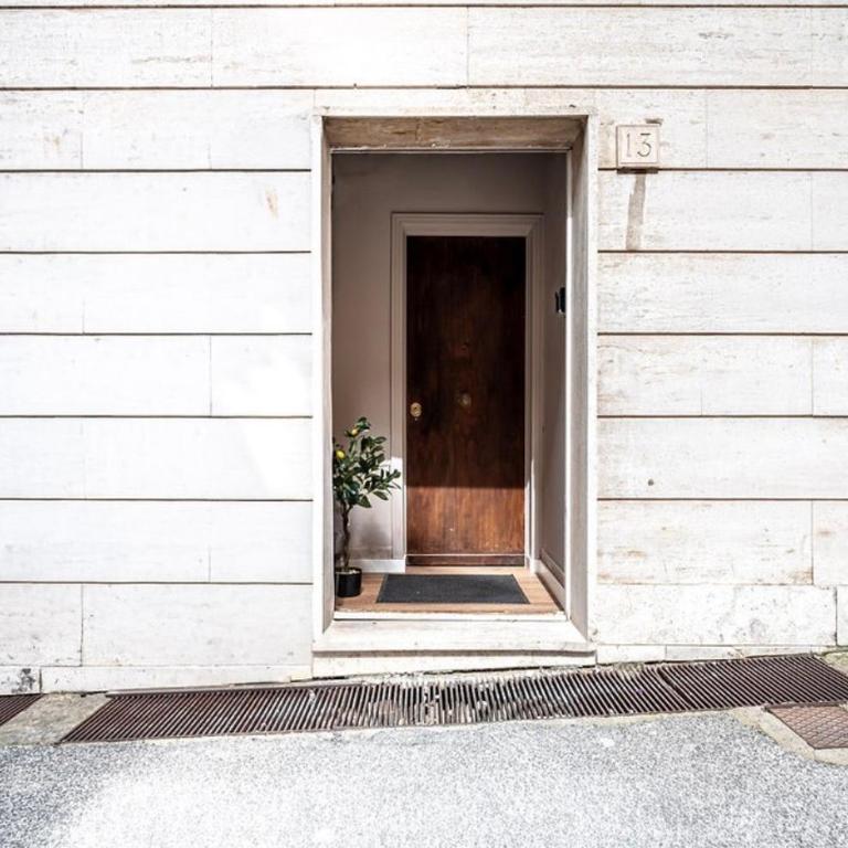 Frida Apartment 5 min from metro station - One-Bedroom Apartment - 20