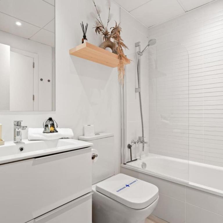 Stylish 2 Bedroom Apartment in Cancelada - Acqua Gardens - Pool - Near Beach - Costa del Sol - Apartamento - 11