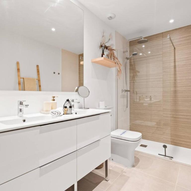 Stylish 2 Bedroom Apartment in Cancelada - Acqua Gardens - Pool - Near Beach - Costa del Sol - Apartamento - 15