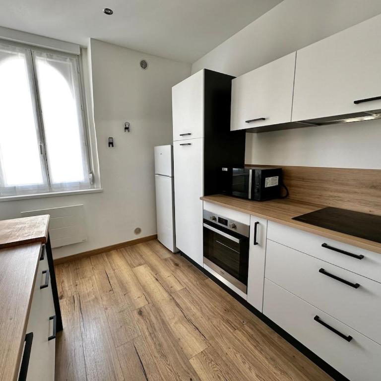 Romane - Charmant petit appartement en duplex avec 3 chambres - Appartement 3 Chambres - 19