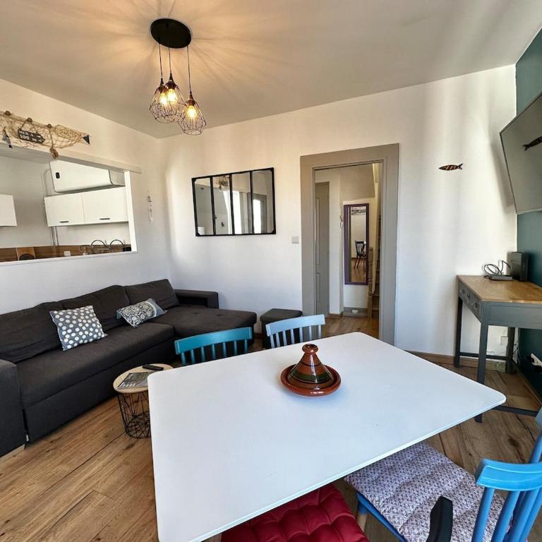 Romane - Charmant petit appartement en duplex avec 3 chambres - Appartement 3 Chambres - 31