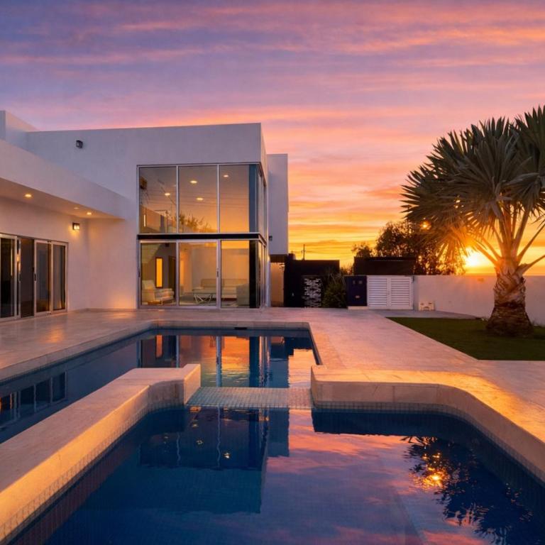 Big house with pool and sea view - Casa - 4