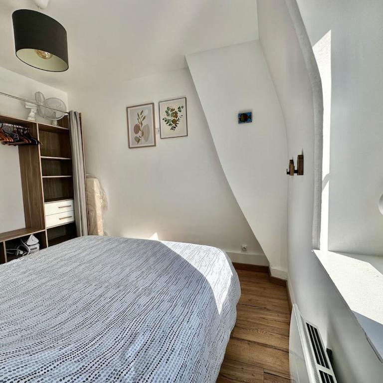 Romane - Charmant petit appartement en duplex avec 3 chambres - Appartement 3 Chambres - 24