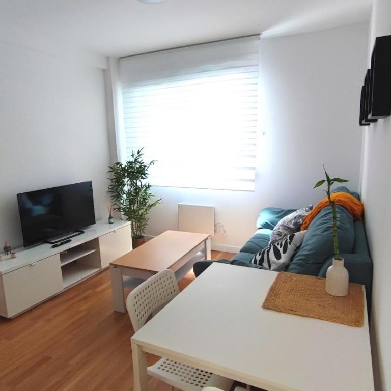 Simple y practico - Apartamento de 2 dormitorios - 1
