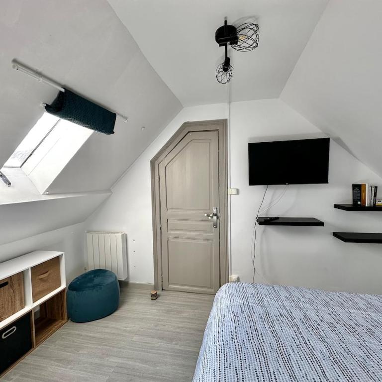 Romane - Charmant petit appartement en duplex avec 3 chambres - Appartement 3 Chambres - 12