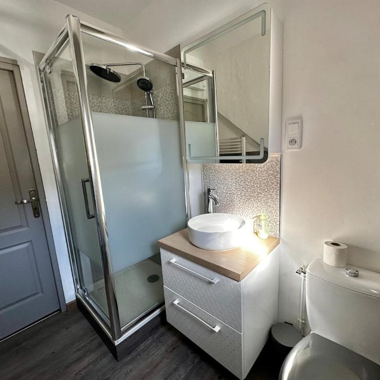 Romane - Charmant petit appartement en duplex avec 3 chambres - Appartement 3 Chambres - 4