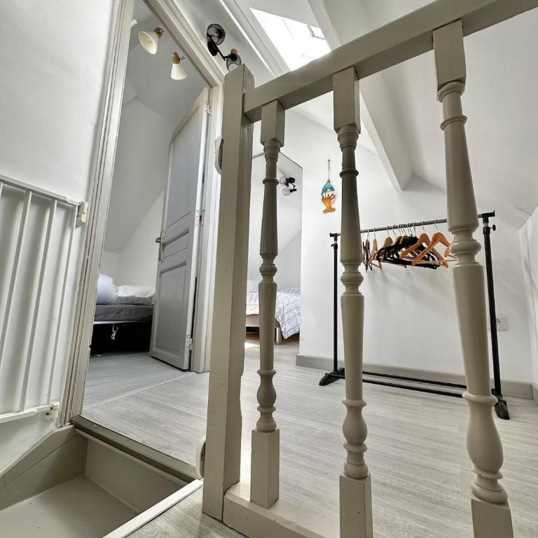 Romane - Charmant petit appartement en duplex avec 3 chambres - Appartement 3 Chambres - 6