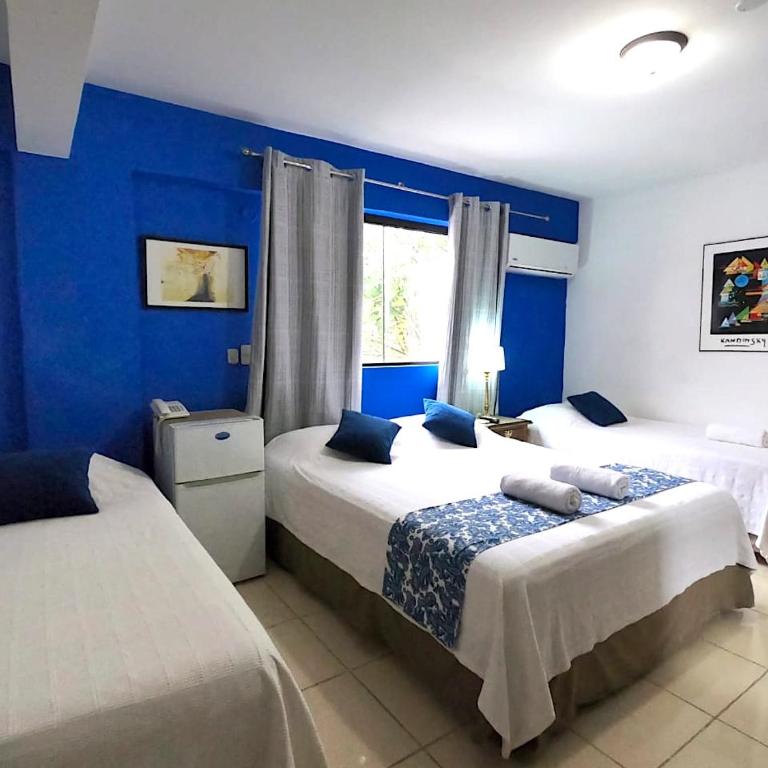 Hotel Arthaus - Habitación cuádruple - 1