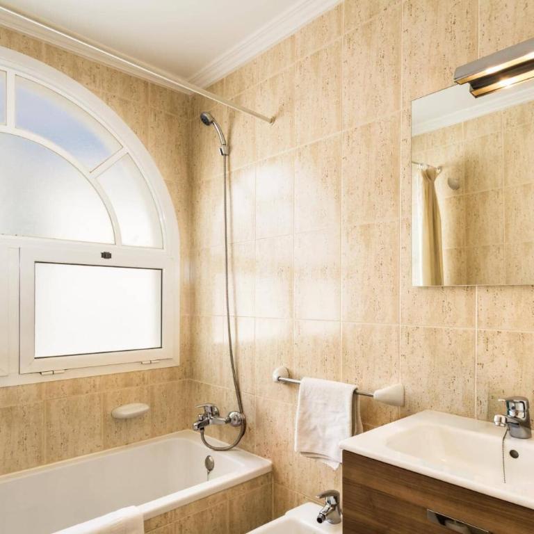 Villa Geria by Villa Plus - Villa - 11
