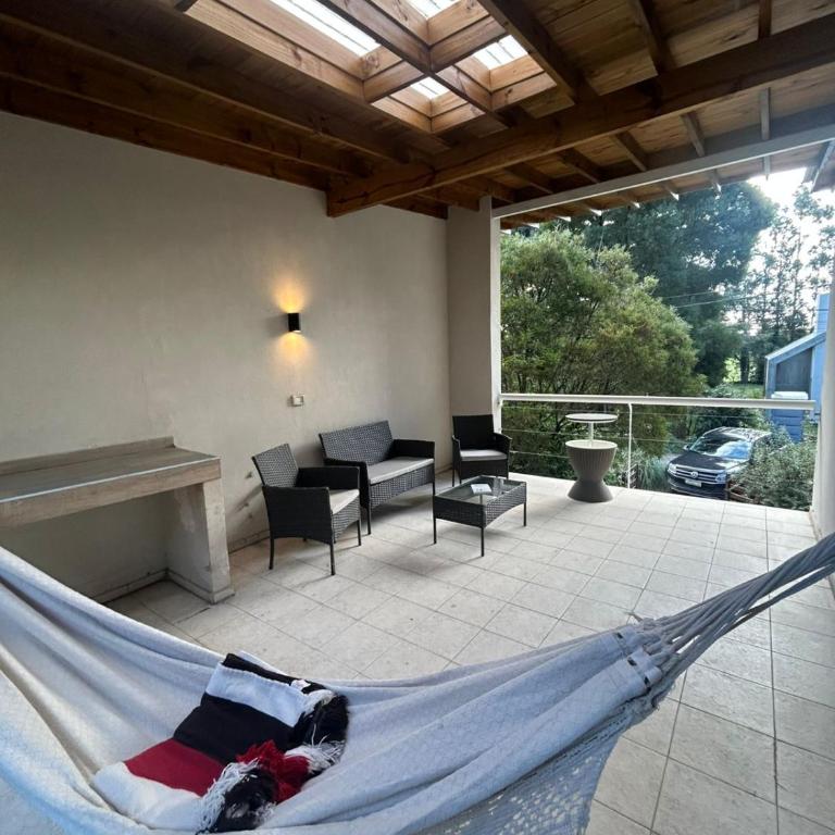 Seamount Design - Two-Bedroom House - 11