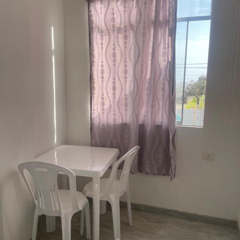 Hospedaje vista del sol 1 - Habitación Doble con baño privado - 21
