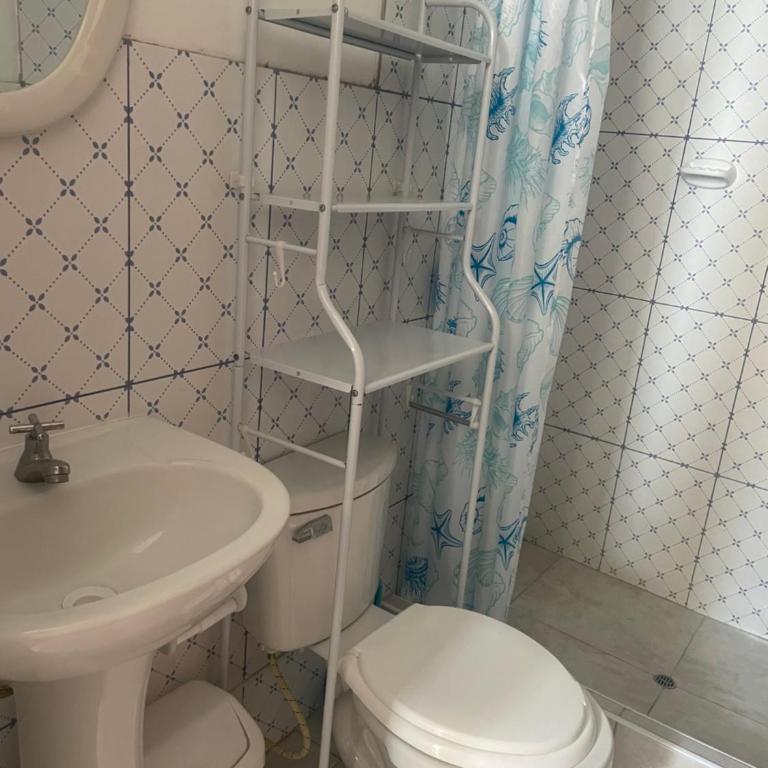 Hospedaje vista del sol 1 - Habitación Doble con baño privado - 23