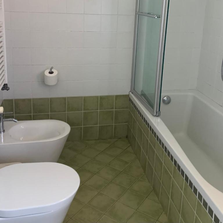 Villa Vista Verde Lake View, Private Garden & Parking - Villa - 22