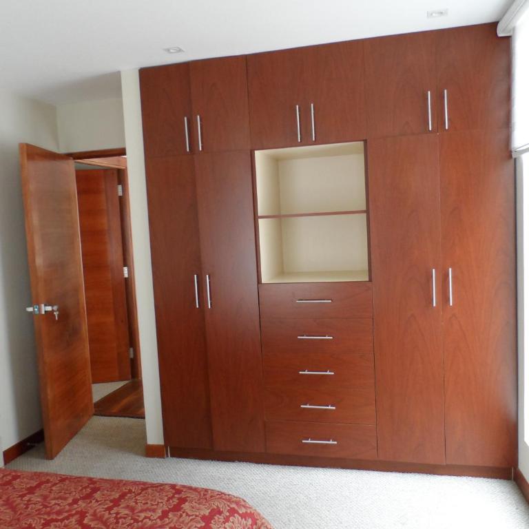 2D con patio y parrillero privado en Calacoto - Apartamento de 2 dormitorios - 15