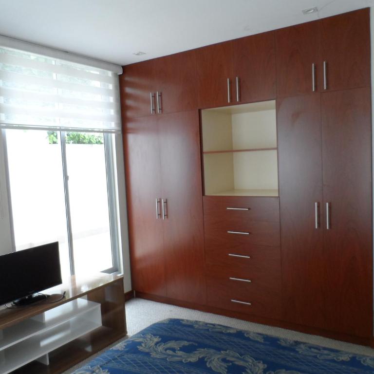2D con patio y parrillero privado en Calacoto - Apartamento de 2 dormitorios - 9