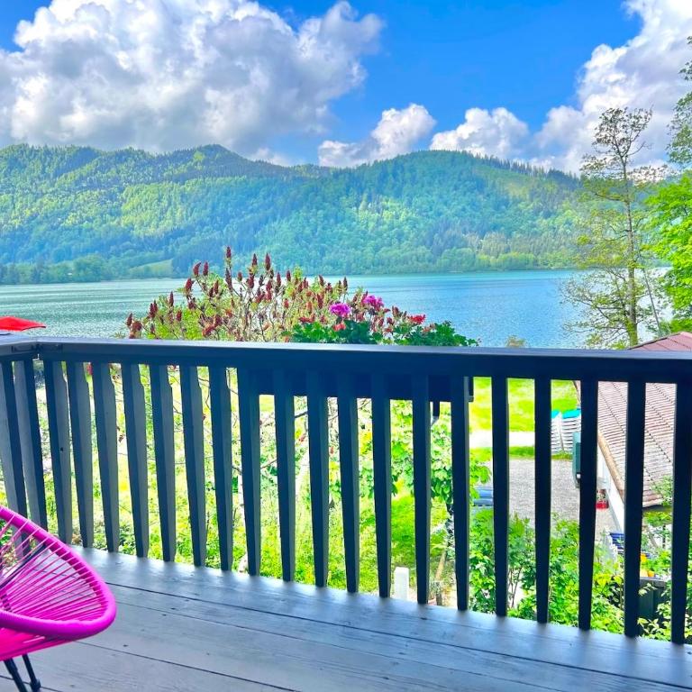Ferienwohnung Strandbad - Alpen PopArt am See - Apartment mit 2 Schlafzimmern und Seeblick - 1
