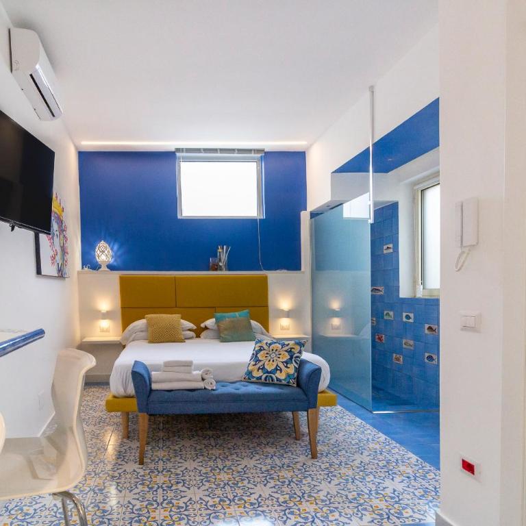 Vivaldo Suite Fuoro Partenope - Boutique Apartment in the heart of Sorrento - One-Bedroom Apartment - 1