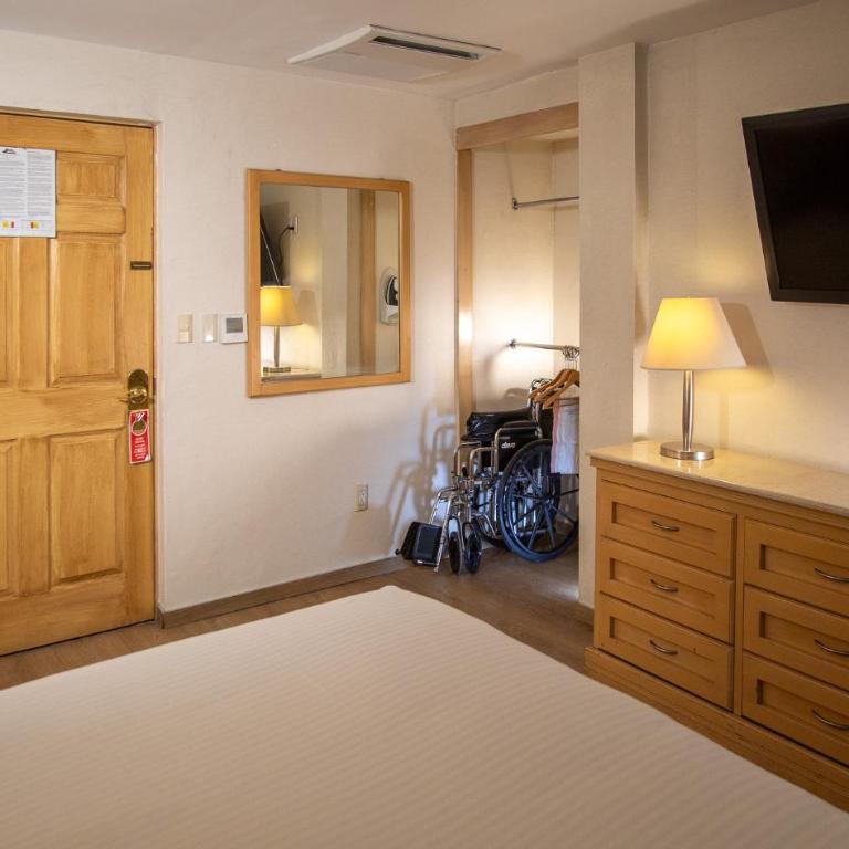 Wyndham Garden Tijuana Palacio Azteca - Habitación con cama grande - Adaptada para personas de movilidad reducida - No fumadores - 2